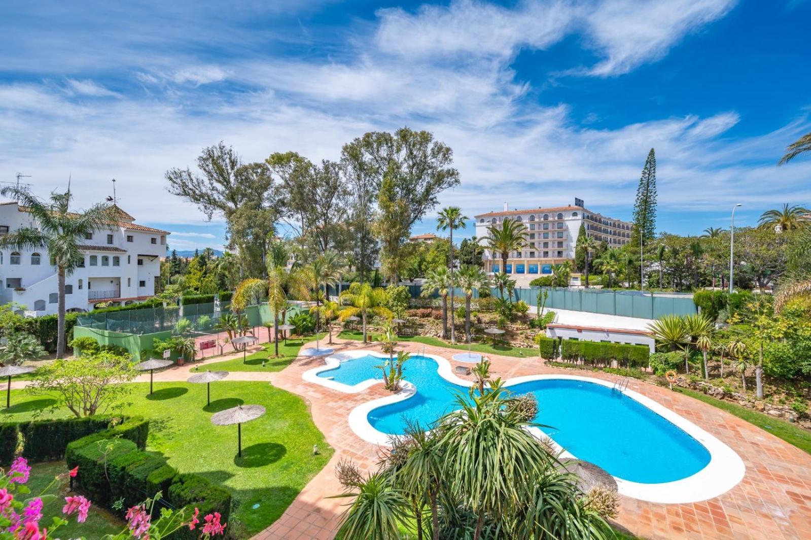 Charming And Spacious Apartment In Medina Garden - Puerto Banus Marbella Eksteriør billede