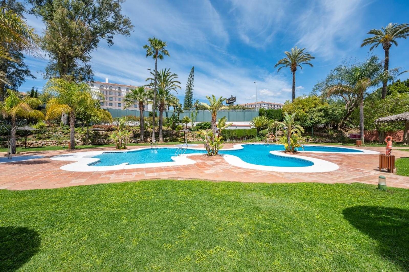 Charming And Spacious Apartment In Medina Garden - Puerto Banus Marbella Eksteriør billede